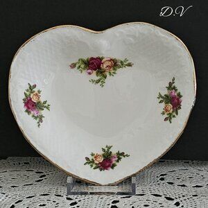 Vintage Royal Albert Old Country Roses "Heart Dish"